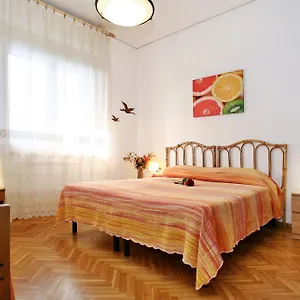 https://appartamento-rialdoli.it-tuscanyhotel.com
