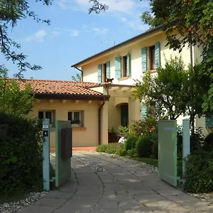 https://la-casa-del-giardiniere.hotelinveneto.com
