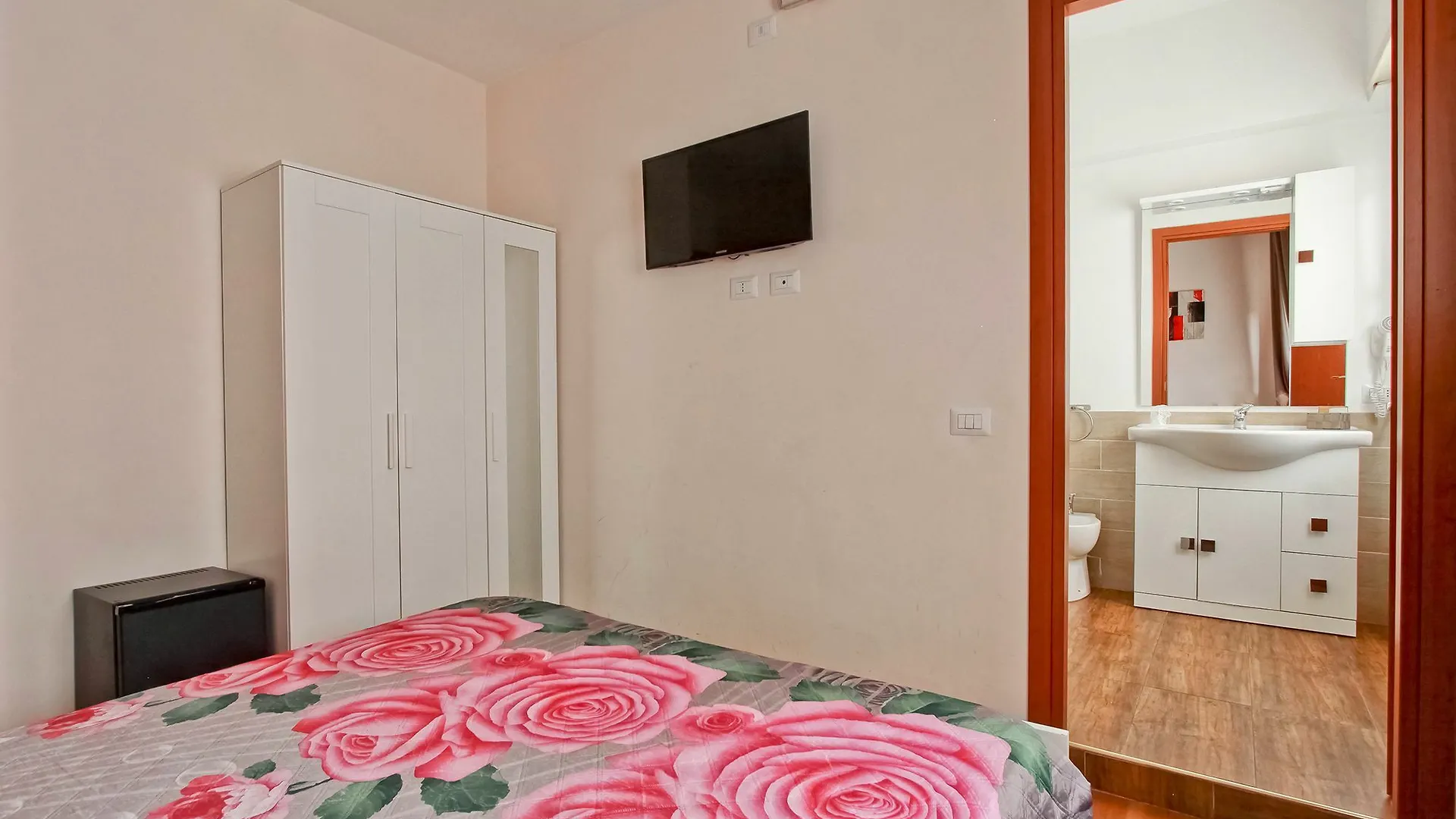 *** Guest house Vacanze A Roma Italy